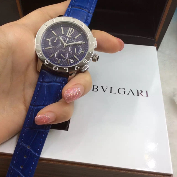 ブルガリ時計正面デザイン